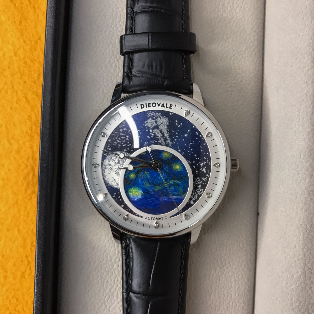 Dieovale astronaut watch
