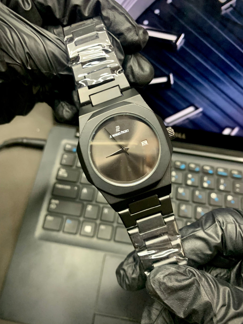 AP Mate Black Heavy Weight Watch