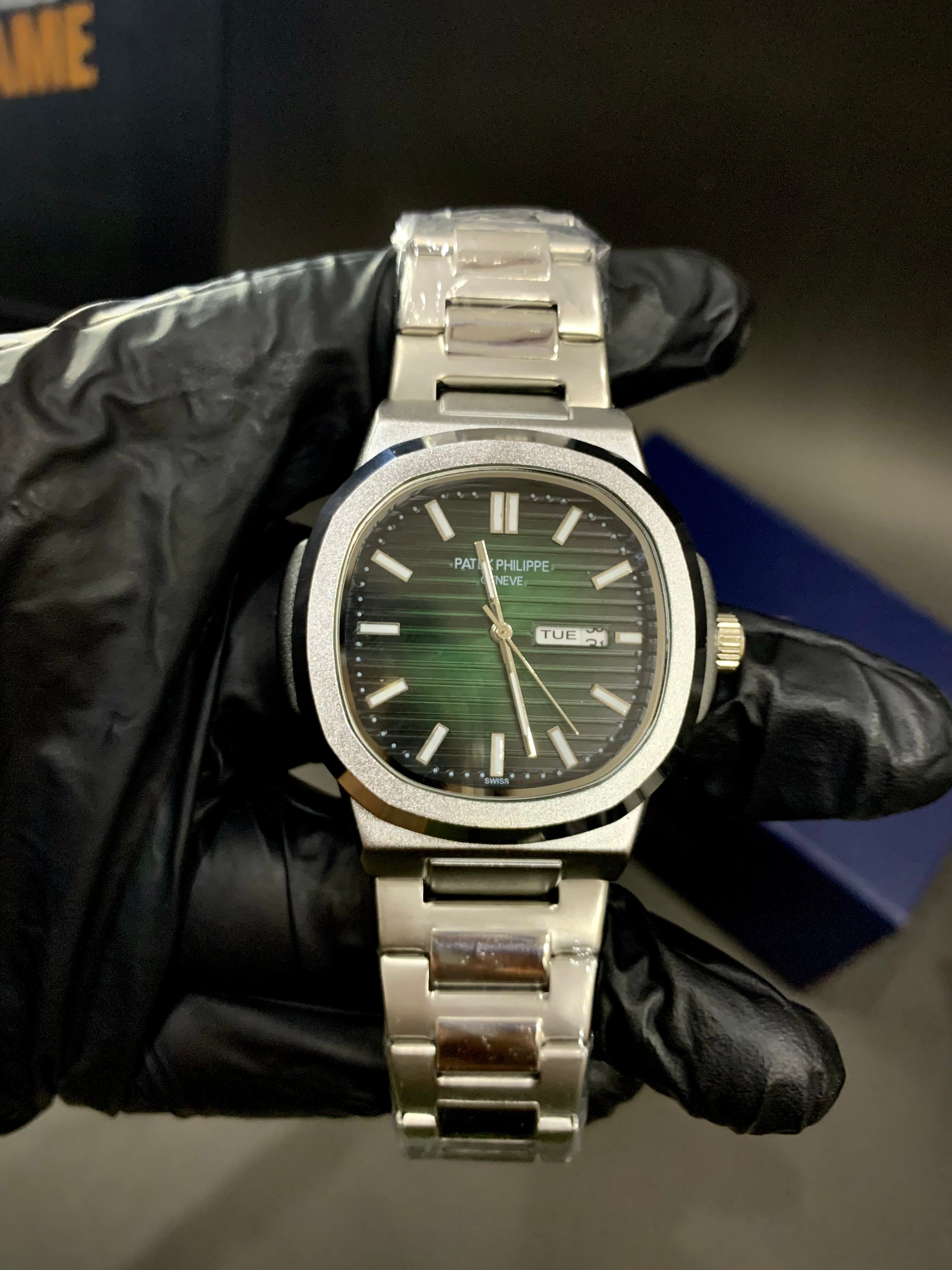 PP Premium Elite Watch - Date & Day