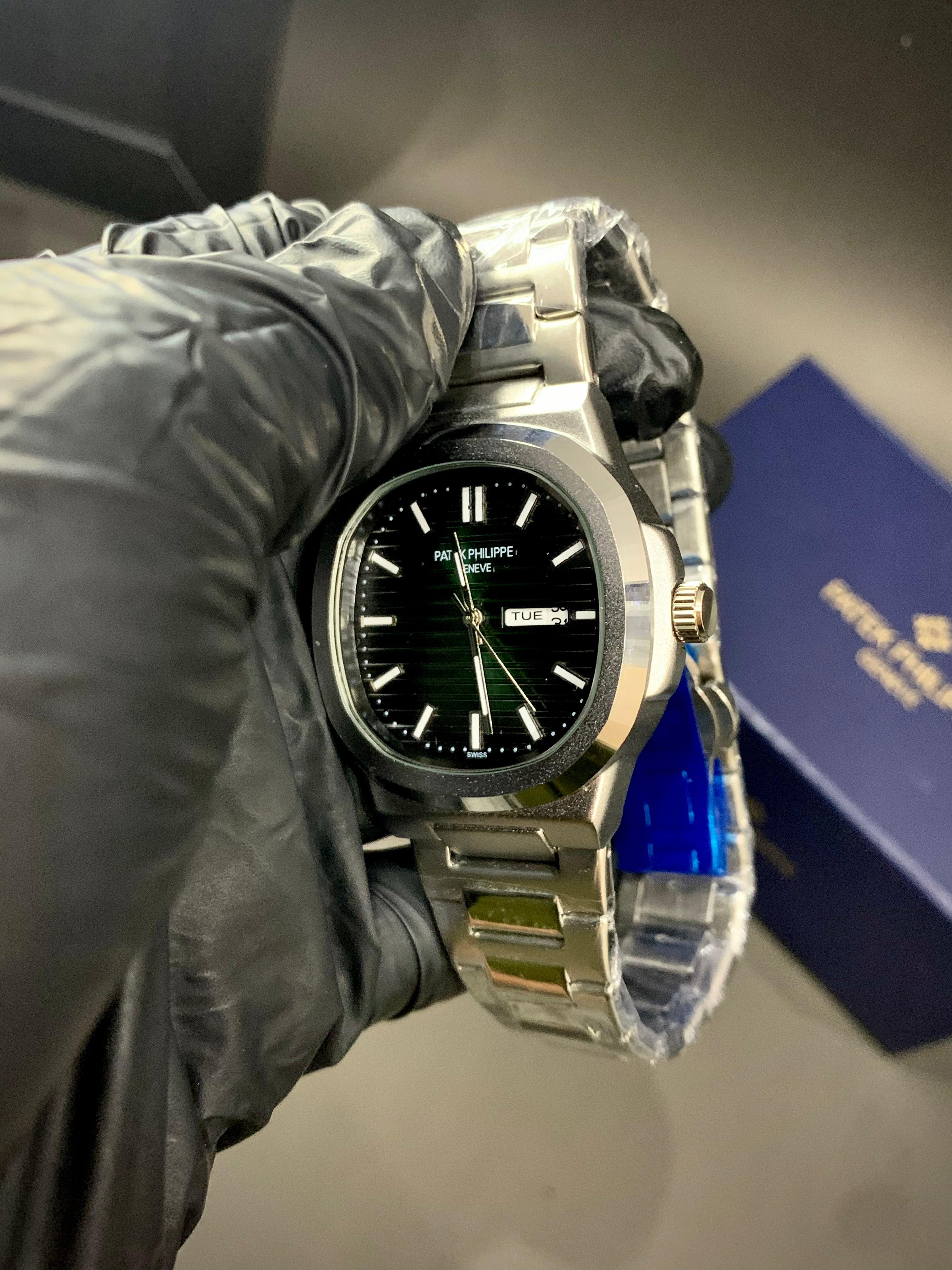 PP Premium Elite Watch - Date & Day